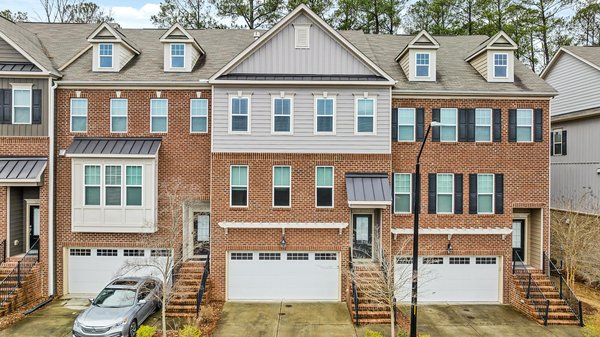 Revamp your space: top interior styling strategies from pros